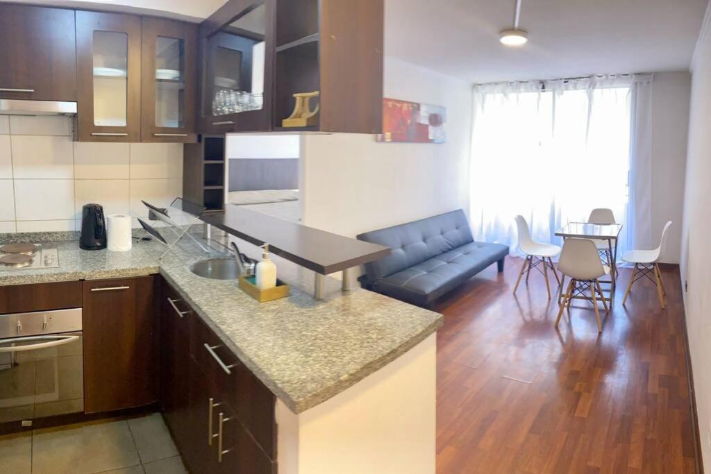 Excelente Ubicacion Y Comodo Depto En El Centro Santiago Ngoại thất bức ảnh