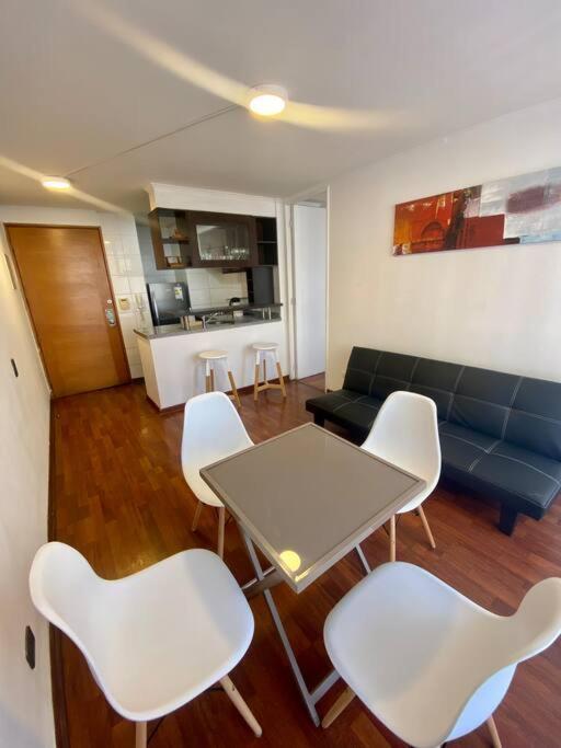 Excelente Ubicacion Y Comodo Depto En El Centro Santiago Ngoại thất bức ảnh
